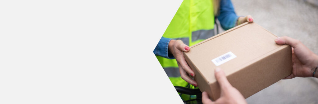 What a Los Angeles Courier Service Handles That National Carriers Will Not